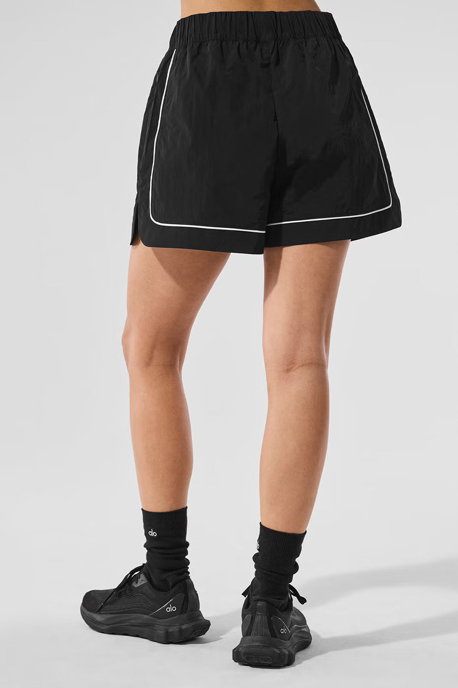 Motivate Track Short - ALO
