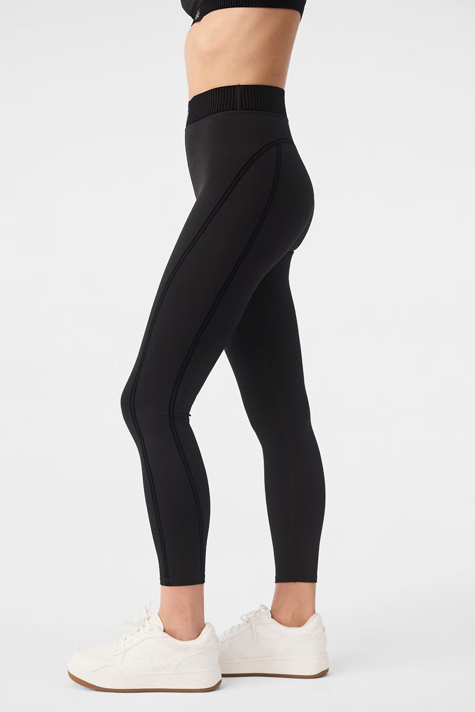 Airlift High-Waist 7/8 Line Up Legging With Bra Set