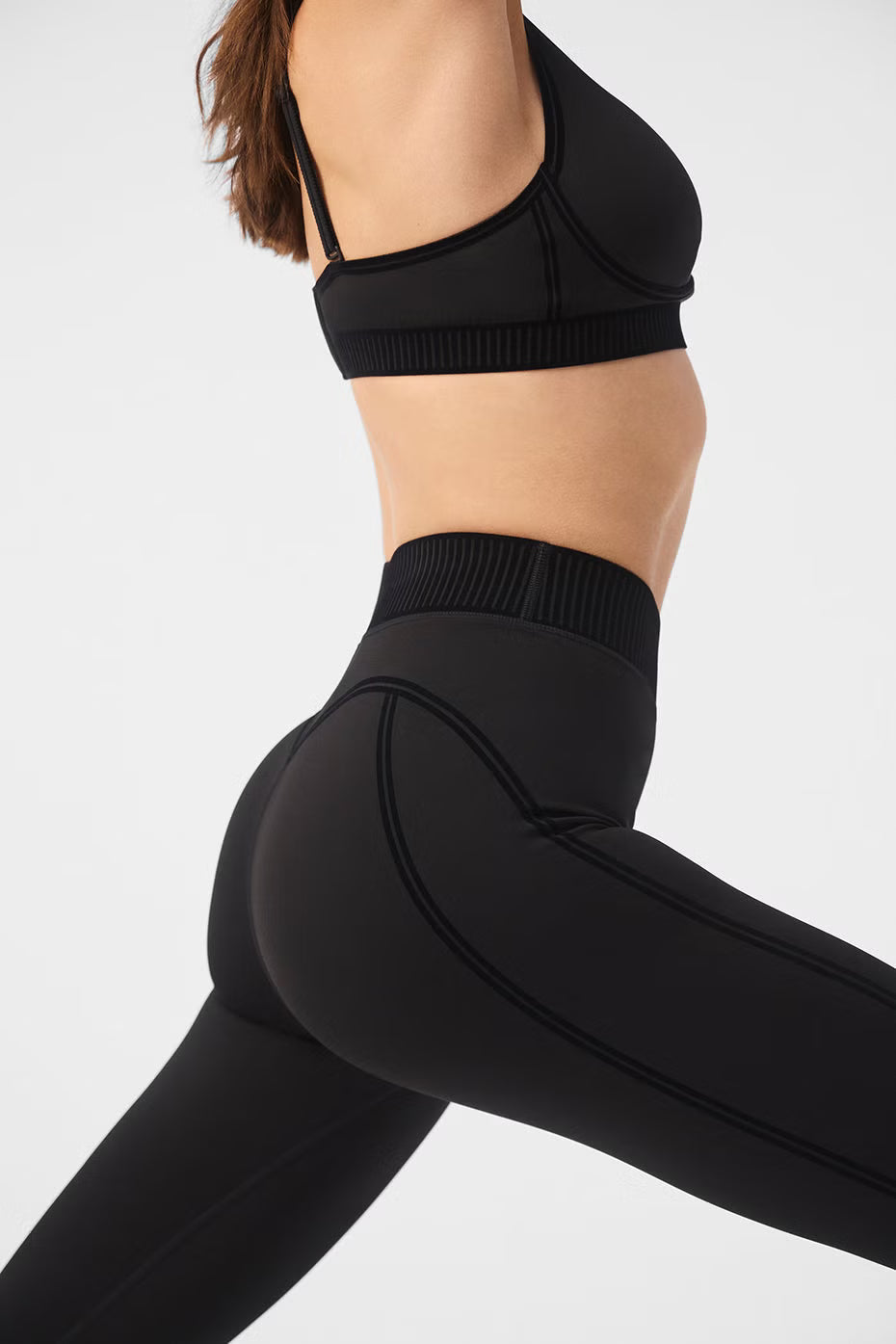 Airlift High-Waist 7/8 Line Up Legging With Bra Set