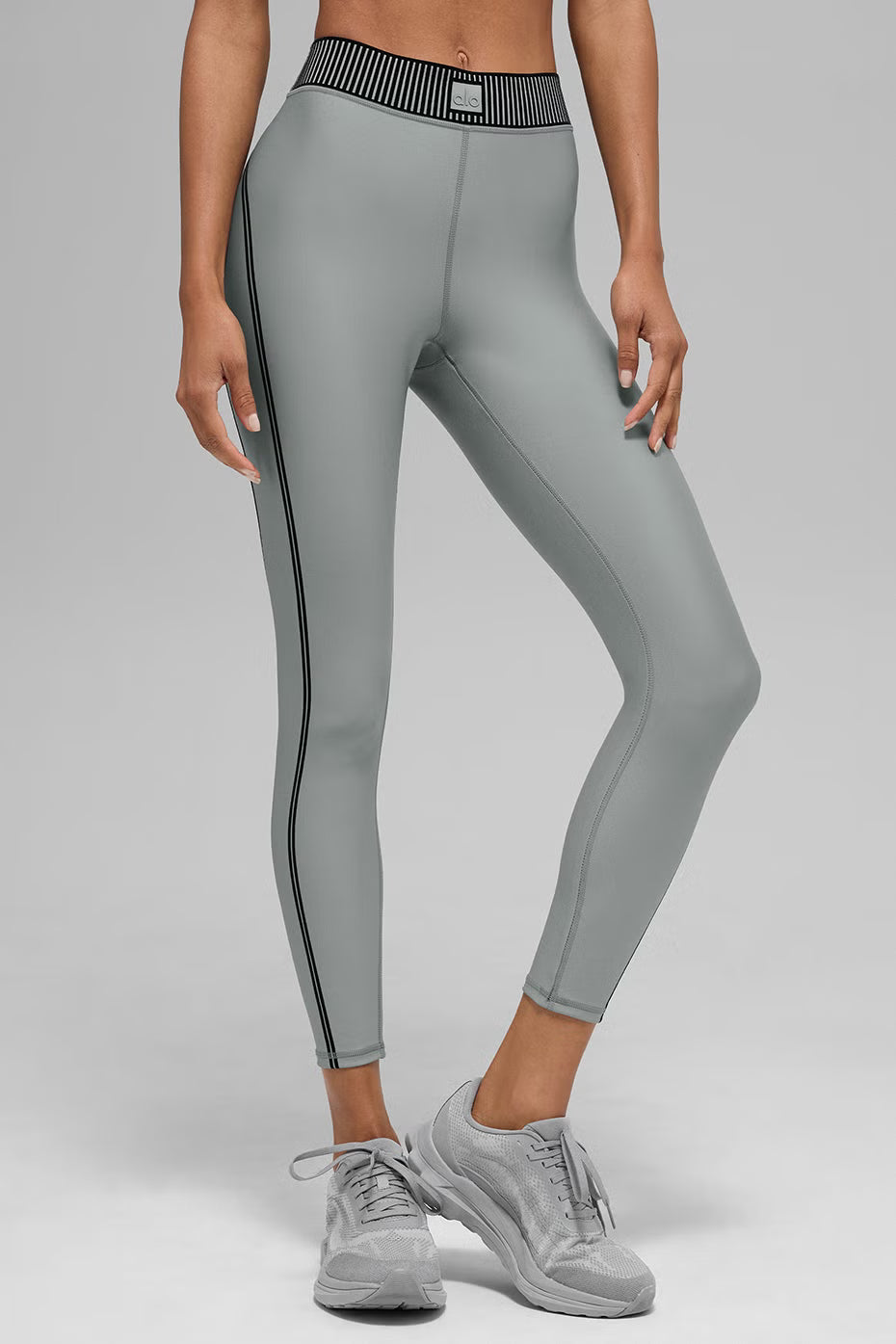 Airlift High-Waist 7/8 Line Up Legging With Bra Set