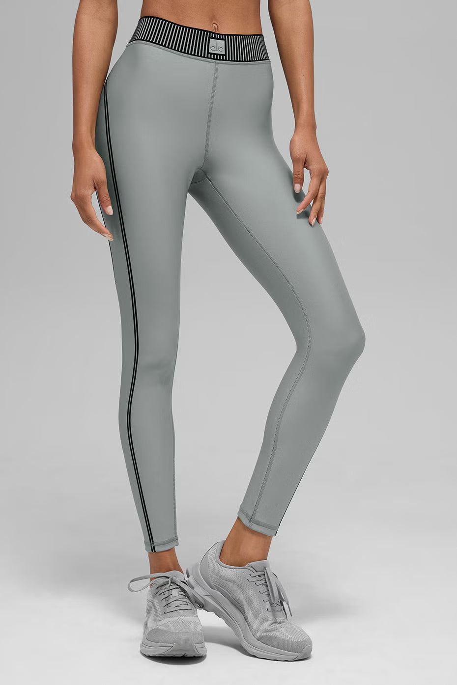 Airlift High-Waist 7/8 Line Up Legging With Bra Set