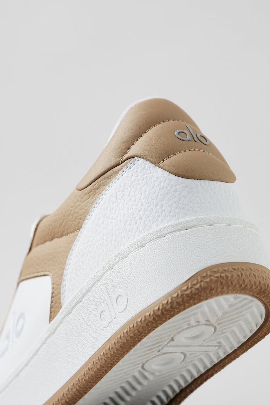ALO Recovery Mode Sneaker - BROWN/WHITE