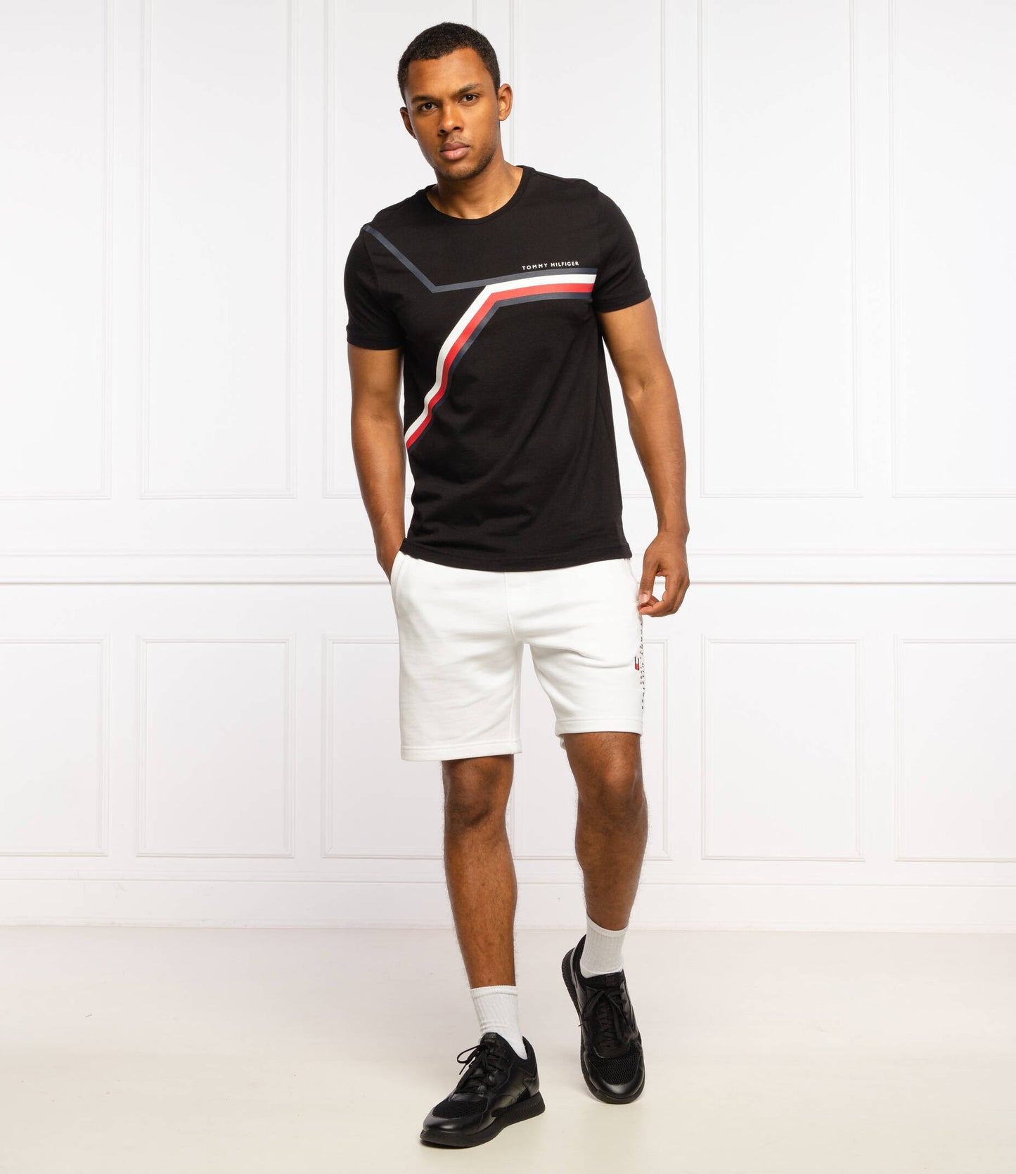 TOMMY HILFIGER - MEN'S SHORTS