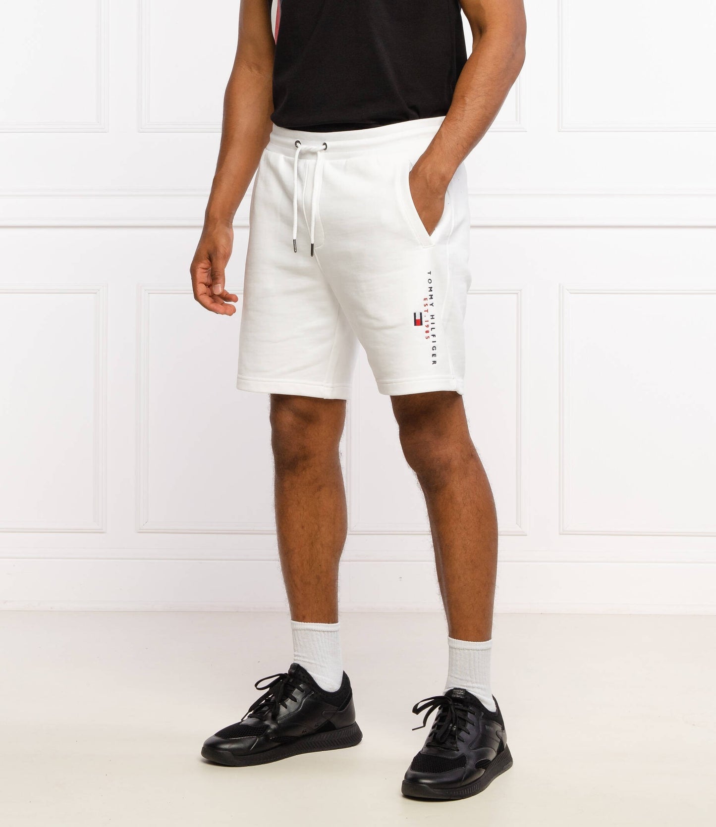 TOMMY HILFIGER - MEN'S SHORTS