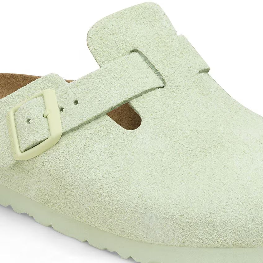 Boston Soft Footbed Suede Leather - Faded Lime