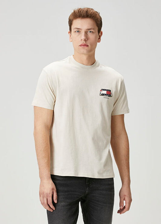 Tommy Jeans  - Logo Printed Crew Neck T-Shirt